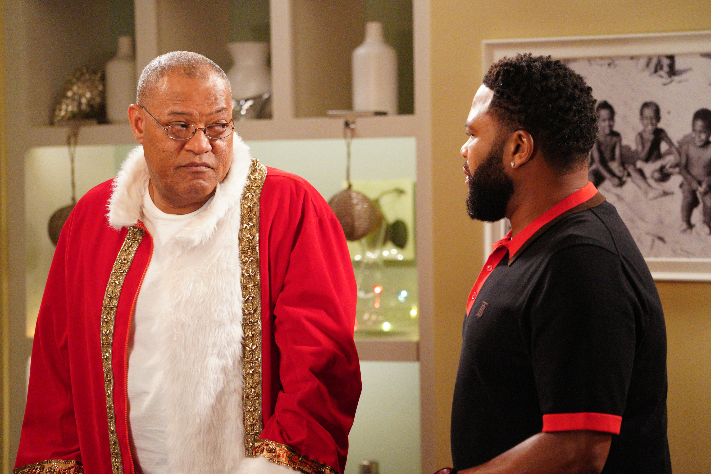 Blackish Season 6 Episode 10 LAURENCE FISHBURNE, ANTHONY ANDERSON